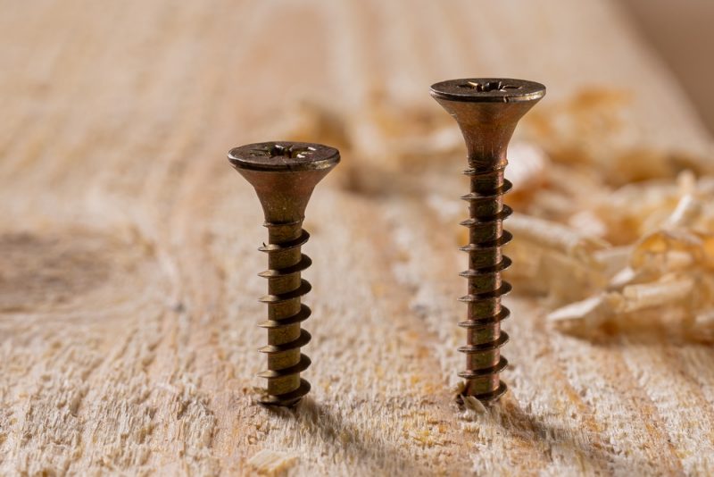 SCREWS CHIPBOARD  6 X 1 1/4"